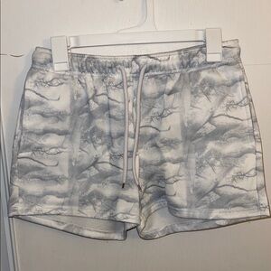Like new camo shorts